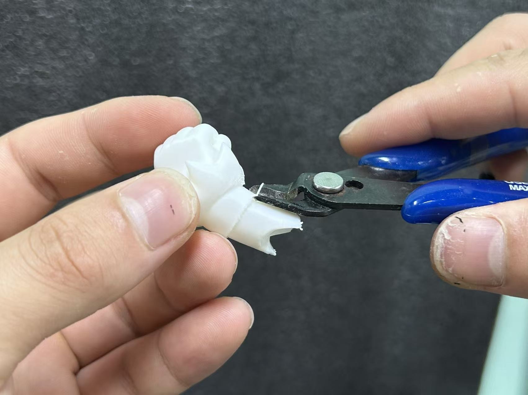 Trimming burrs